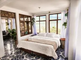 Rare Find, Amazing View! Walk to All!