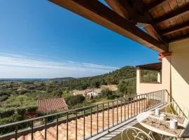 Haus Mit Panoramablick In Chia In Natürlicher Umgebung