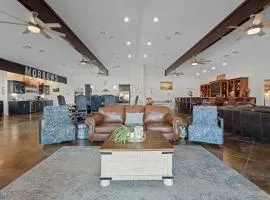 Near Disney Tmorrows Grand Getaway with Dock!