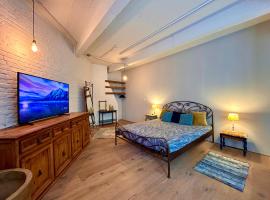 The Vintage Warehouse Loft, hotel in Antwerp