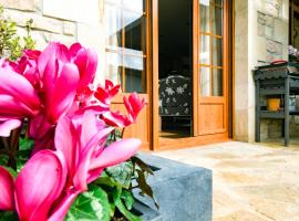 Apartamento Reina de la Paz en San Sebastián de Garabandal, hotel in RIonansa