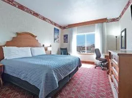 Spacious King Suite in the Heart of Midway Near Park City & Sundance Ski Resorts - 209