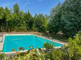 Gorgeous Home In Geay