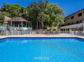 Apto em Cond. c/ Piscina a 140 m da Praia RAR0213