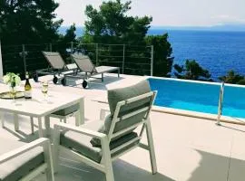 Seaside family friendly house with a swimming pool Brna - Vinacac, Korcula - 24996