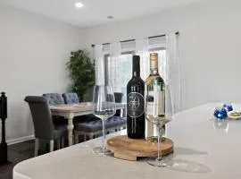 Capernaum Sanctuary - Minutes from Fenton, WakeMed, UNC Rex, RDU, RTP & Downtown