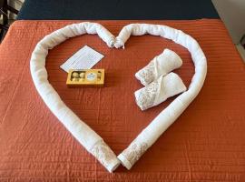 Chalé Romântico em Araruama, hotel i Araruama