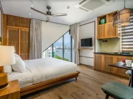 Riverside Seahorse Danang Hotel