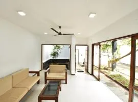 Villa Serein - Giant Suit