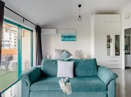 Goldy Studio Apartment at Aruba Broadbeach