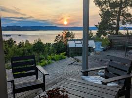 Cabin With Views Of The Oslofjord On Nesodden, hotel in Nordstrand
