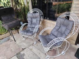 Hospedaje SKYHOME II, hotel v destinaci Nu Guazu