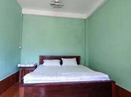 Veranda guesthouse and Bungalows