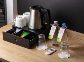 Mercure Warszawa Ursus Station, khách sạn ở Warsaw