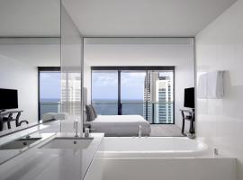 Mantra Circle On Cavill, boutique hotel in Gold Coast