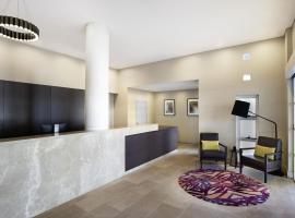 Paradise Centre Apartments