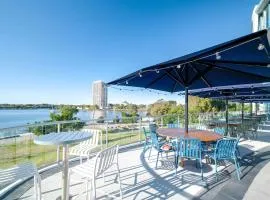 The Sebel Twin Towns