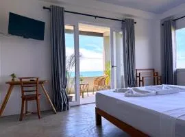 Goalie Beachfront Resort