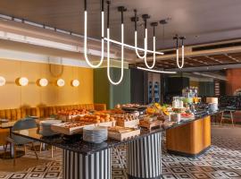 TRIBE Living Bangkok Sukhumvit 39 by AccorHotels, hotel in Bangkok