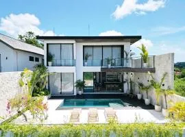 Villa Vega 3BR Sea View Near Beach