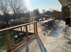 Gîte de Monplaisir, Pomarez, Hotel in Pomarez