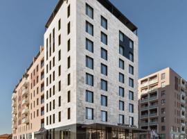 Mercure Tirana, hotel poblíž Mezinárodní letiště Martky Terezy v Tiraně - TIA, Tirana