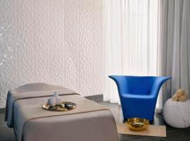 Mövenpick Hotel & Apartments Ghala Muscat, ξενοδοχείο πέντε αστέρων στο Μουσκάτ