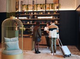 Square Lodge Hotel Accor - La Roche-sur-Yon, hotel com estacionamento em La Roche-sur-Yon