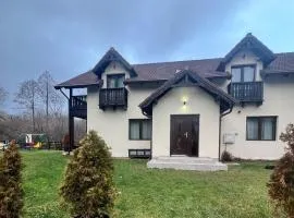 Garden Retreat Keyhouse