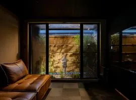 難波站走路8分鐘包棟別墅 絕佳地理位置 最大16人