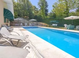 Villa il lago nel Bosco