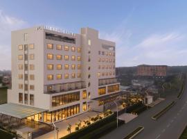 Mercure Lucknow Gomti Nagar, hotel din apropiere de Aeroportul Internațional Chaudhary Charan Singh - LKO, Lucknow