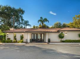 University Park Inn & Suites, an Ascend Collection Hotel, hotel din Davis