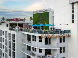 CIRC Hotel By Hosteeva, khách sạn ở Hollywood