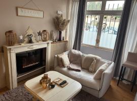 Kosy Suite, Hotel in Saint-Aubin-du-Cormier