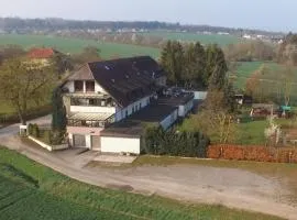 Gästezimmer Hagenschieß Restaurant