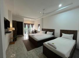 Sneha Bhawan Kaziranga, hotel in Hatikhuli