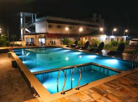 Vembanad Village Backwater Resort by EGH, Hotel in Alappuzha