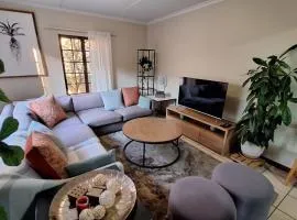 Double Story 2-Bedroom House in Sandton