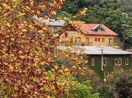 Vinicola e Pousada Peculiare, hotelli kohteessa Bento Gonçalves