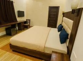 Hotel White affordable Stay - Near Taj