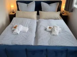 Modernes Apartment mit Parkplatz und 24h Check-in