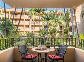 Paki Maui 217 · PM 217 Cozy 1BR Oceanfront Condo w Pool, hotel en Lahaina
