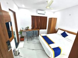 Keerthis Comforts - Airport pick up or Drop INR 449, hotel poblíž Kempegowda International Airport - BLR, Bengalúr