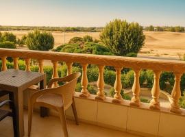 Cairo Airport Oasis Cozy Convenient, acomoda&ccedil;&atilde;o em Obour