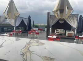 Kings Luxury 1 Bedroom at Casa Grande, hotel in Accra