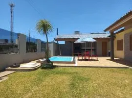 Casa Com Quatro Dormitórios Pertinho Do Mar Em Capão Da Canoa