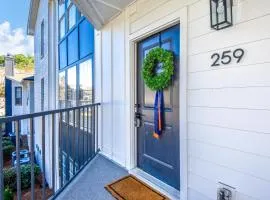 Shug's Station In Auburn