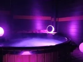 Spa privatif - La Courtisane - Terrasse 40m2 - love-room-alsace-67