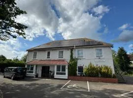 The Gatwick White House Hotel